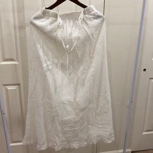 White long broom skirt
